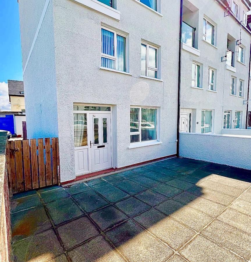 Number 14 Self Catering, Portrush, Northern Ireland Экстерьер фото